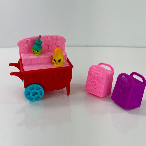 Shopkins Season 3 Food Fair, Ice Cream Truck, Easy Squeezy Candy Cart - Picture 2 of 16